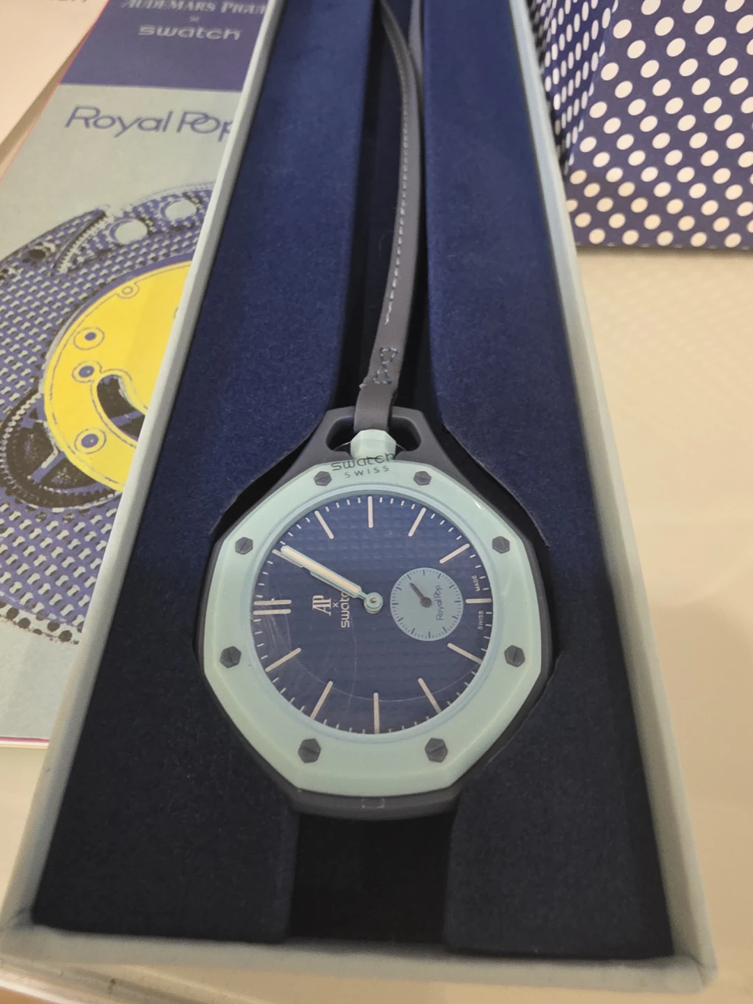 Swatch Royal Pop Watch - photo 3