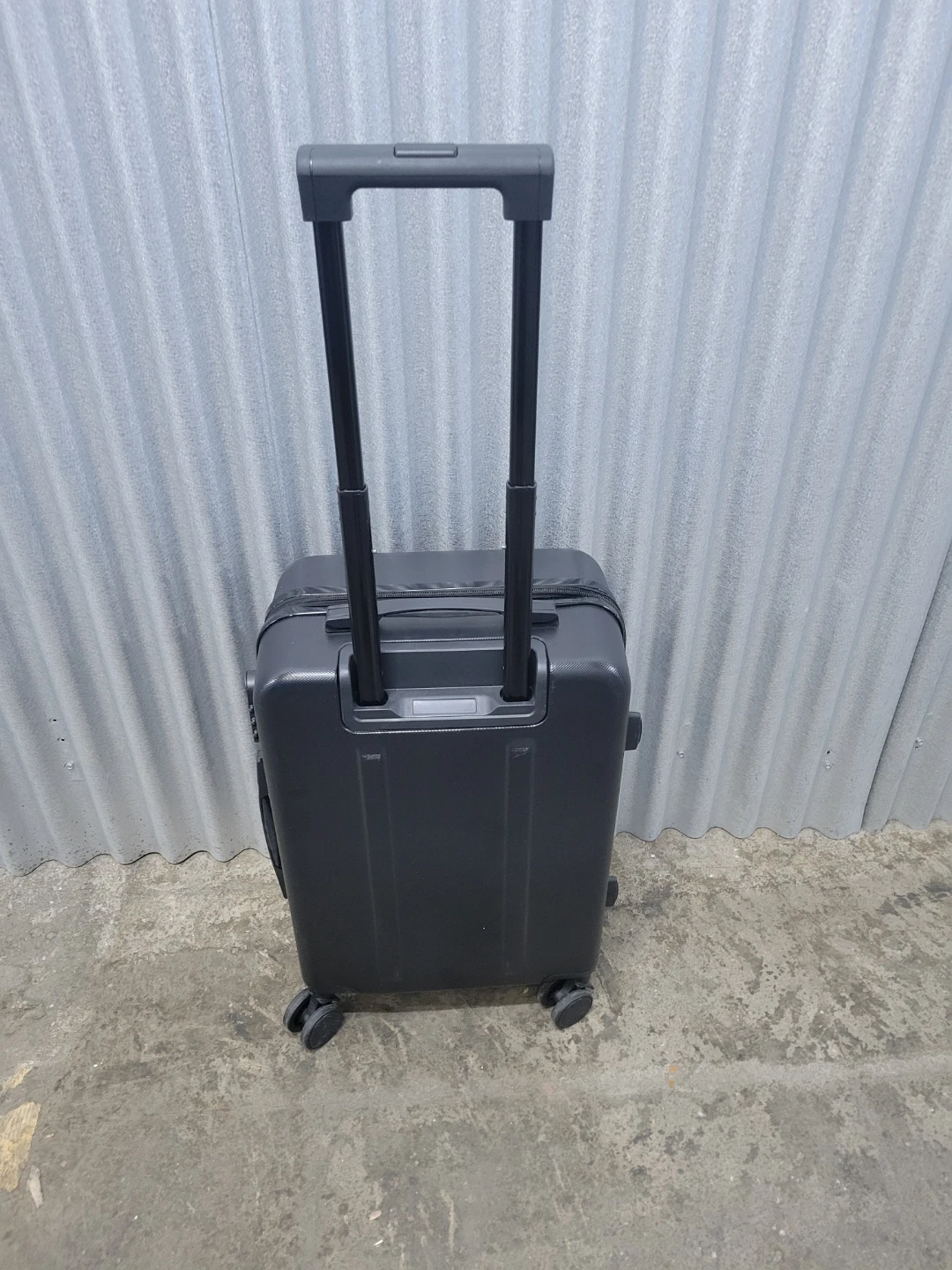 Black Carry-On Suitcase with 4 wheels - photo 2