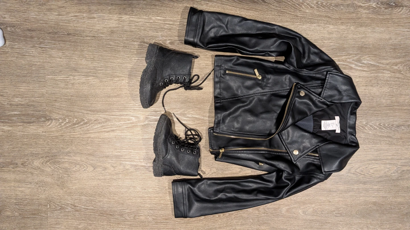 Sincerely Jules Girl Faux Leather Jacket & Boots Set ⚽