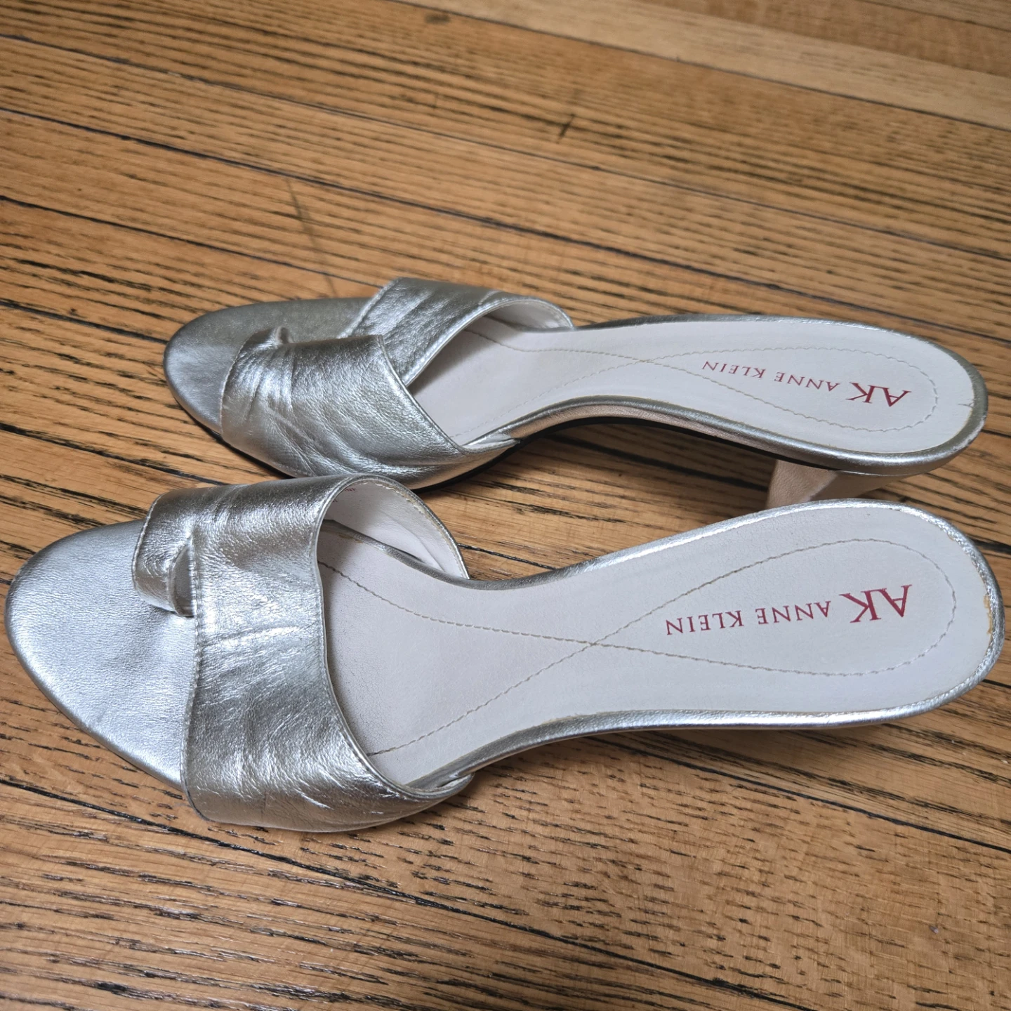 Anne Klein Silver Metallic Mule Heels - photo 5