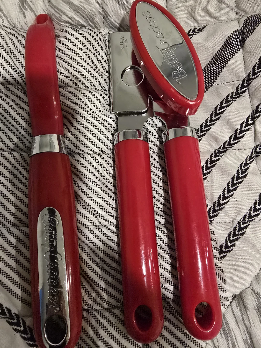 Betty Crocker Red Can Opener Set