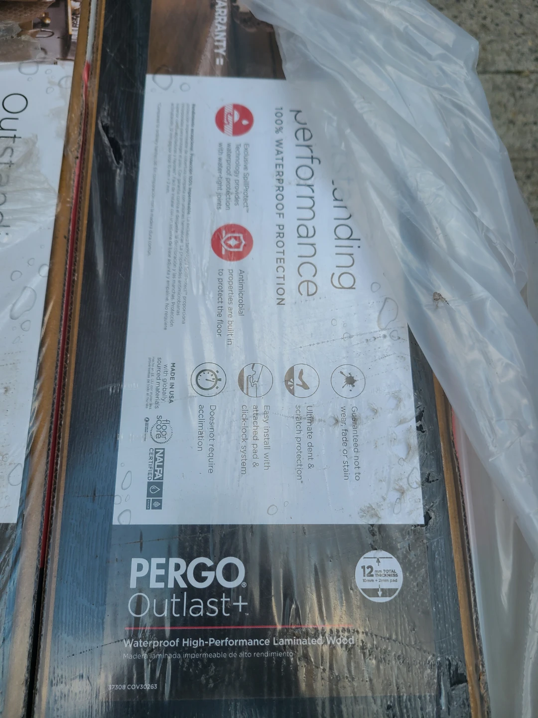 Prego Outlast Pure Black waterproof laminate wood flooring - photo 2