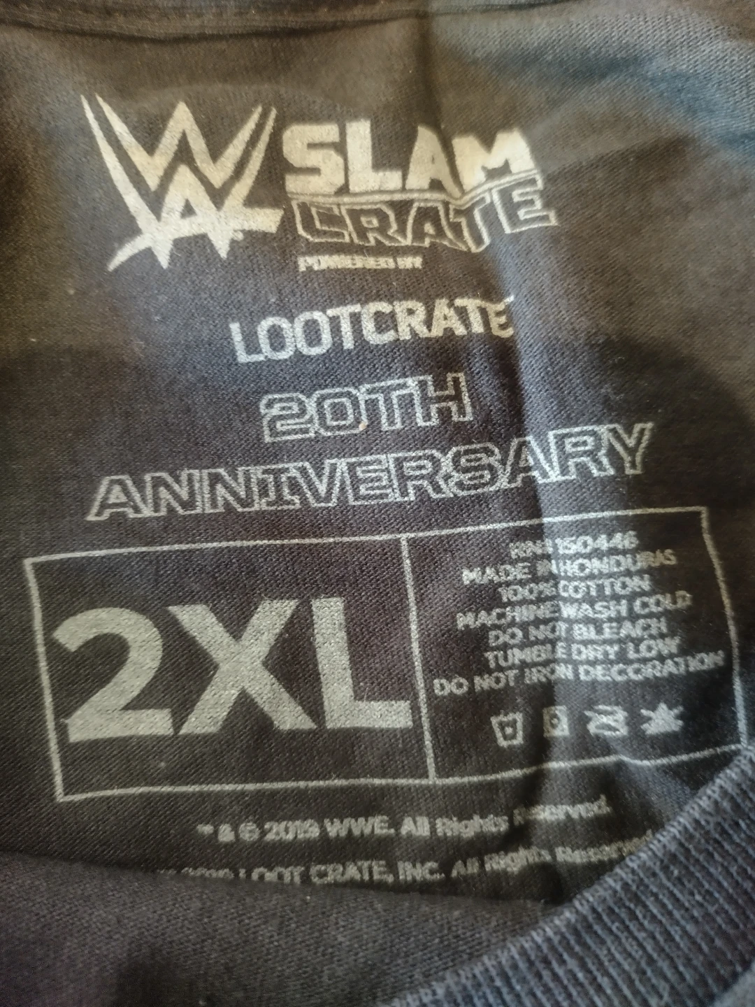 WWE Smackdown Live 20th Anniversary Slam Crate T-Shirt 2XL - photo 2