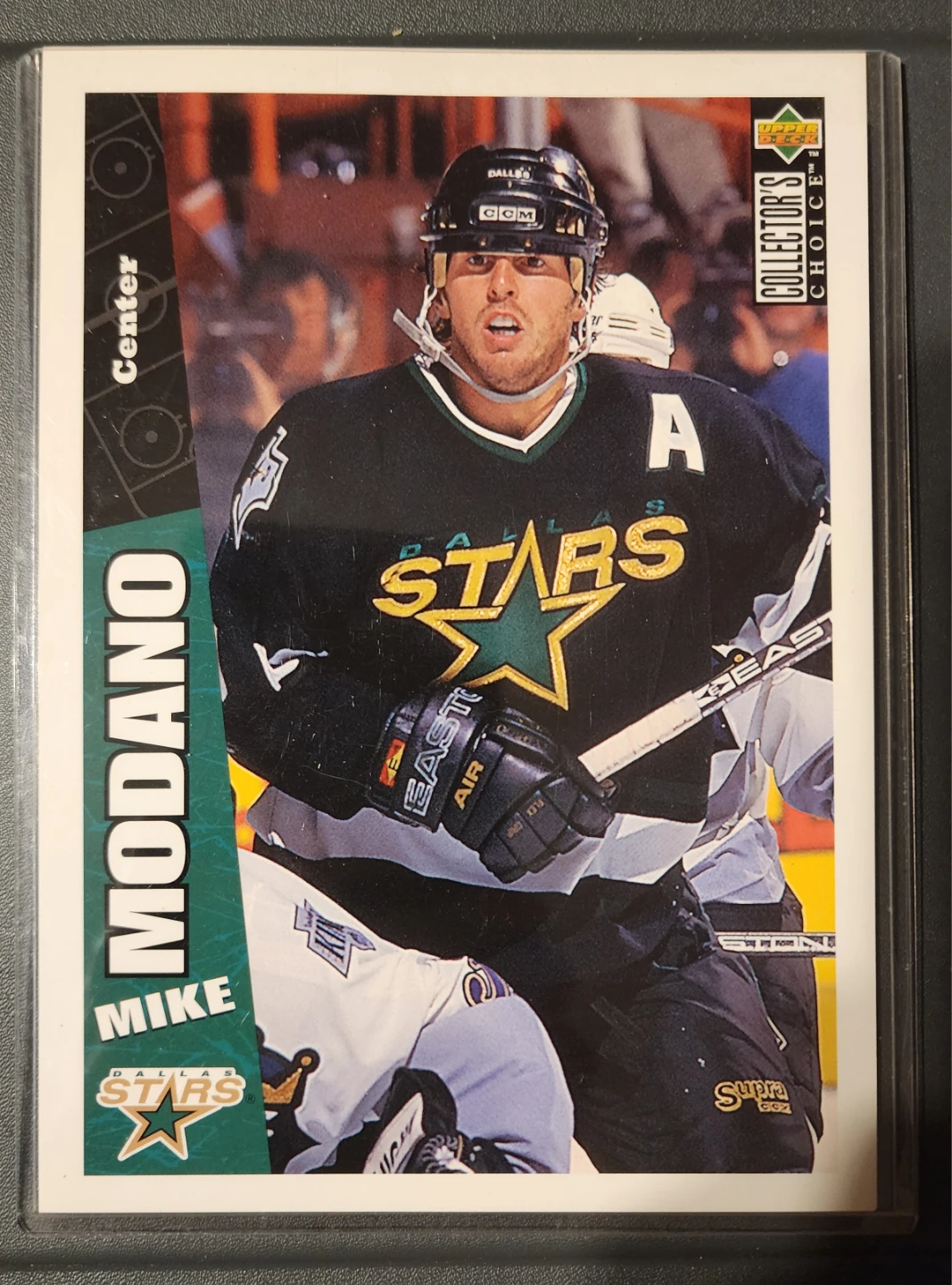 Mike Modano Dallas Stars 1995-96 Collector's Choice Hockey Card