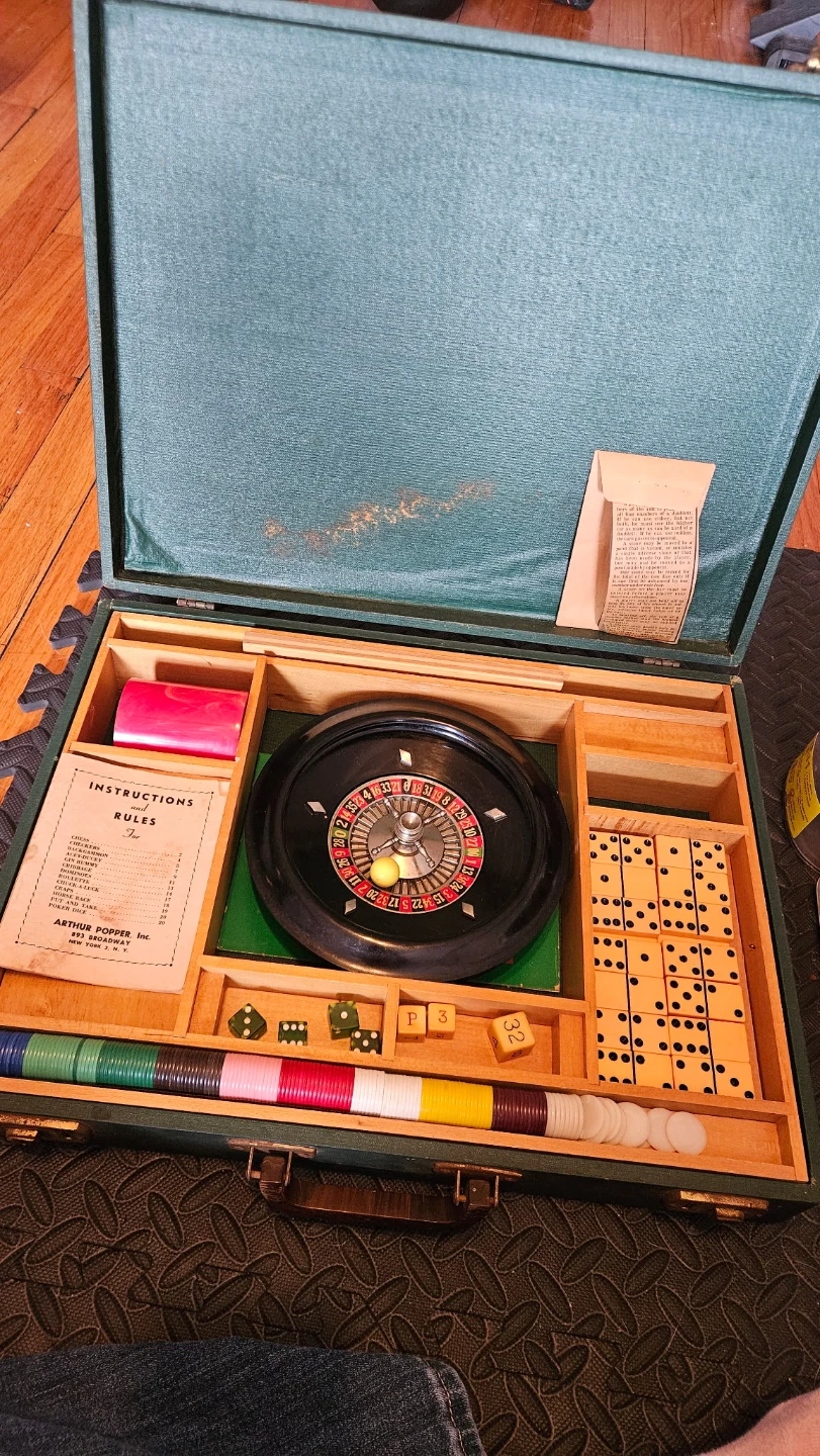 Casino Game Set with Roulette Wheel, Dominoes, Chips