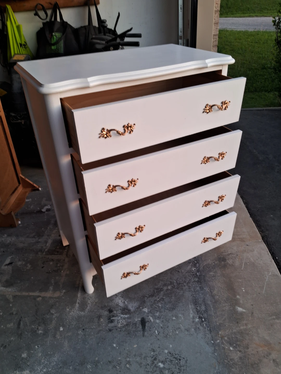 White 4-Drawer Dresser with Gold Accents - photo 3