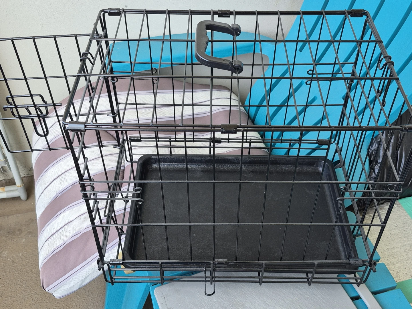Black Wire Dog Crate with Tray