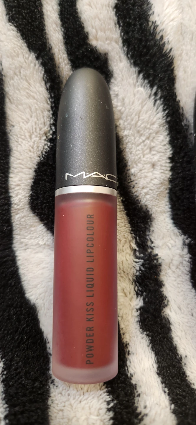 MAC Powder Kiss Liquid Lipcolour - photo 2