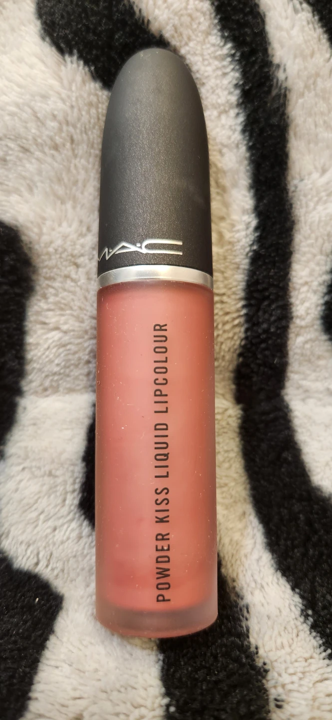 MAC Powder Kiss Liquid Lipcolour - photo 3