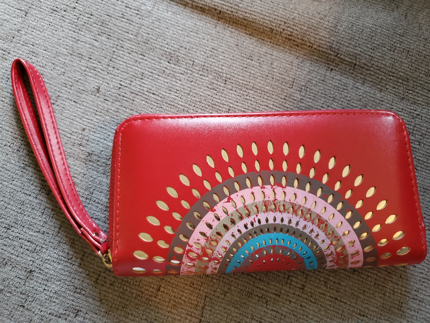Red Wristlet Wallet with Rainbow Cutout Design ⚽ - photo 2