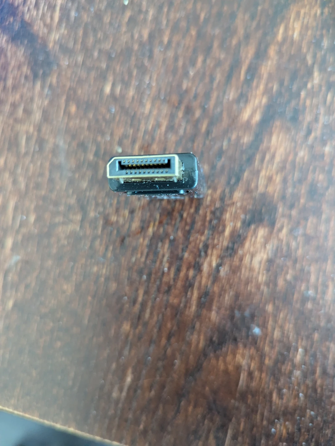 4K Ultra HD DisplayPort to HDMI Adapter - photo 2