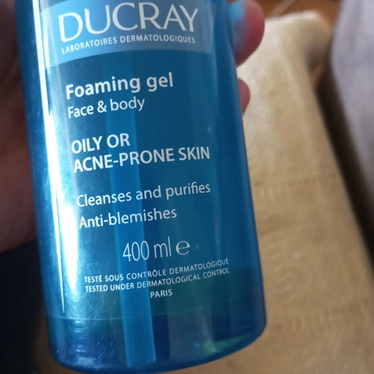 Ducray Keracnyl Foaming Gel Face & Body 400ml - photo 4