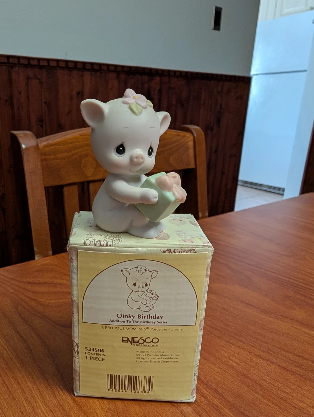 Precious Moments Oinky Birthday Figurine ⚽