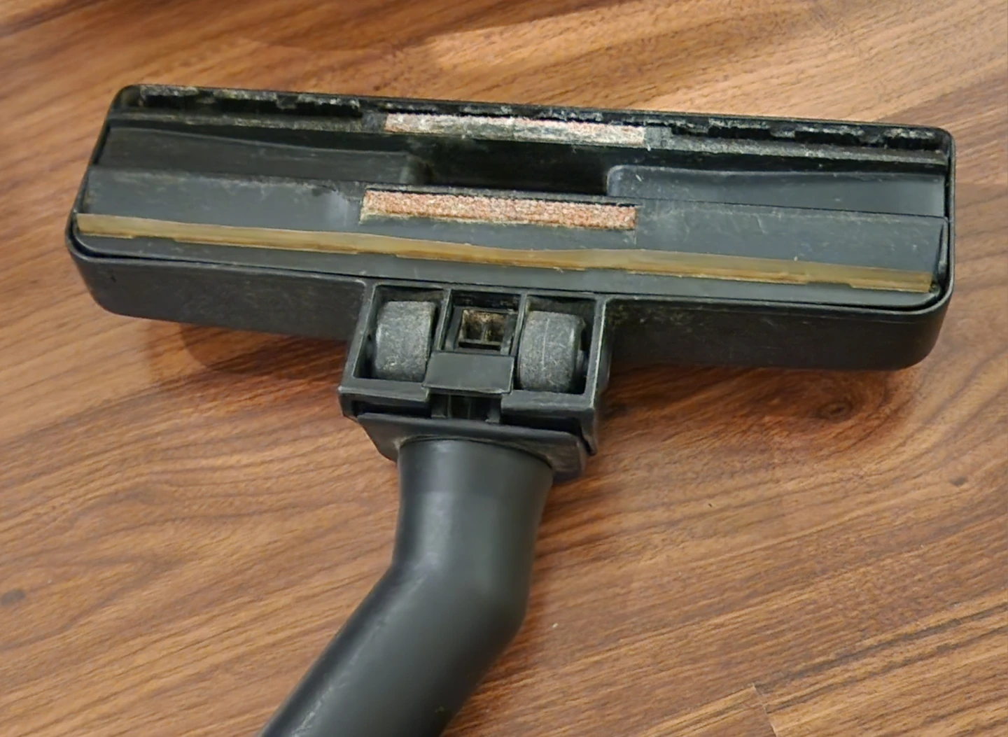 ⚽️ Samsung Easy 1300 Vacuum Cleaner - photo 5