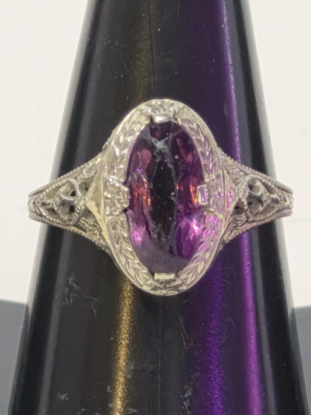 10k White Gold Ring