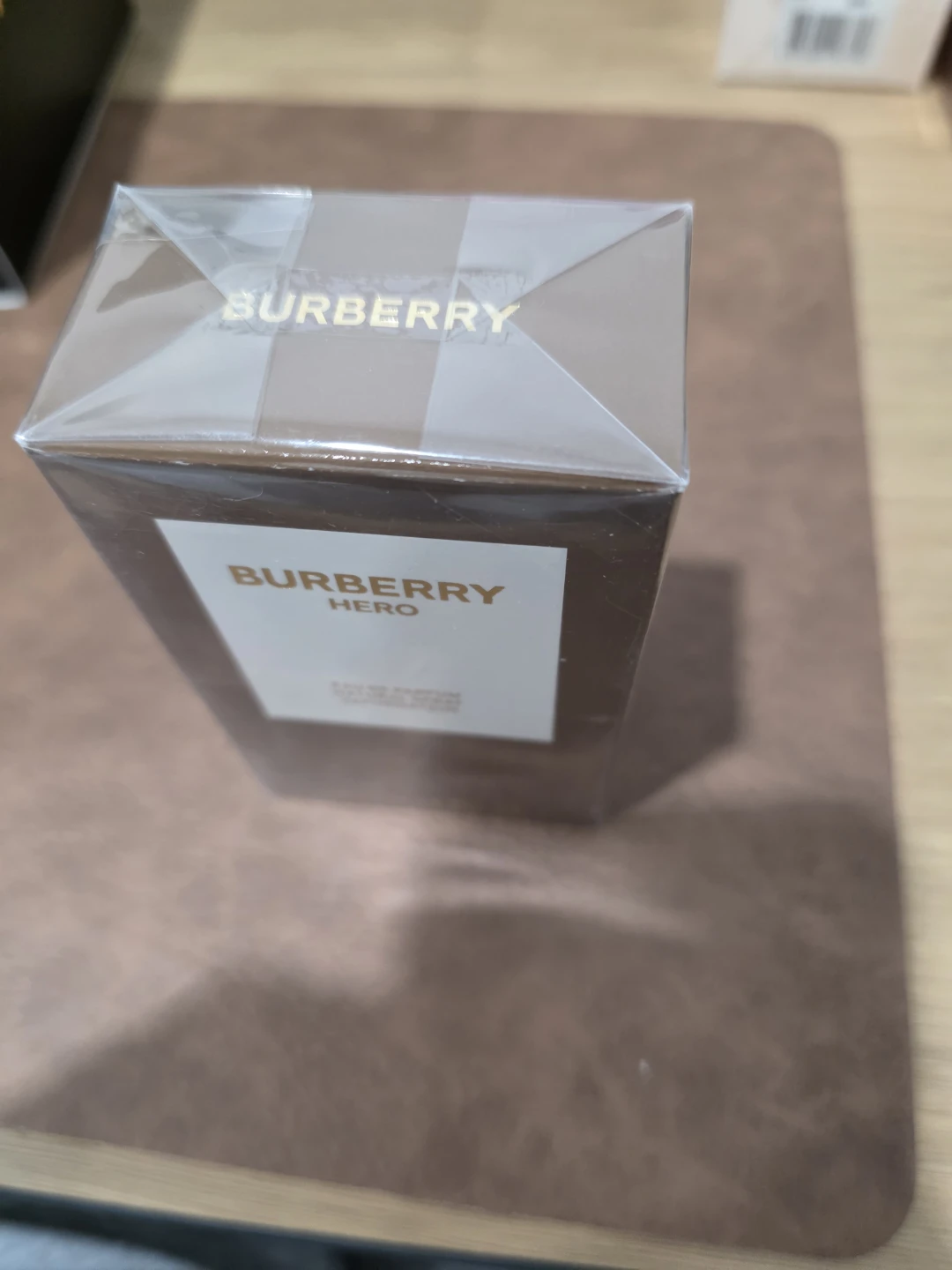 Burberry Hero Eau de Parfum Natural Spray 50 ml - photo 2