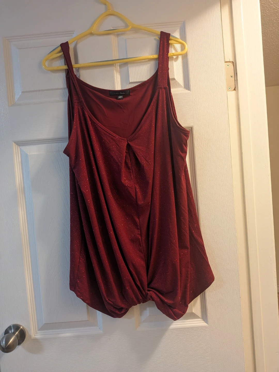 Maroon Sparkle Tank Top pick up in st.albert - photo 2