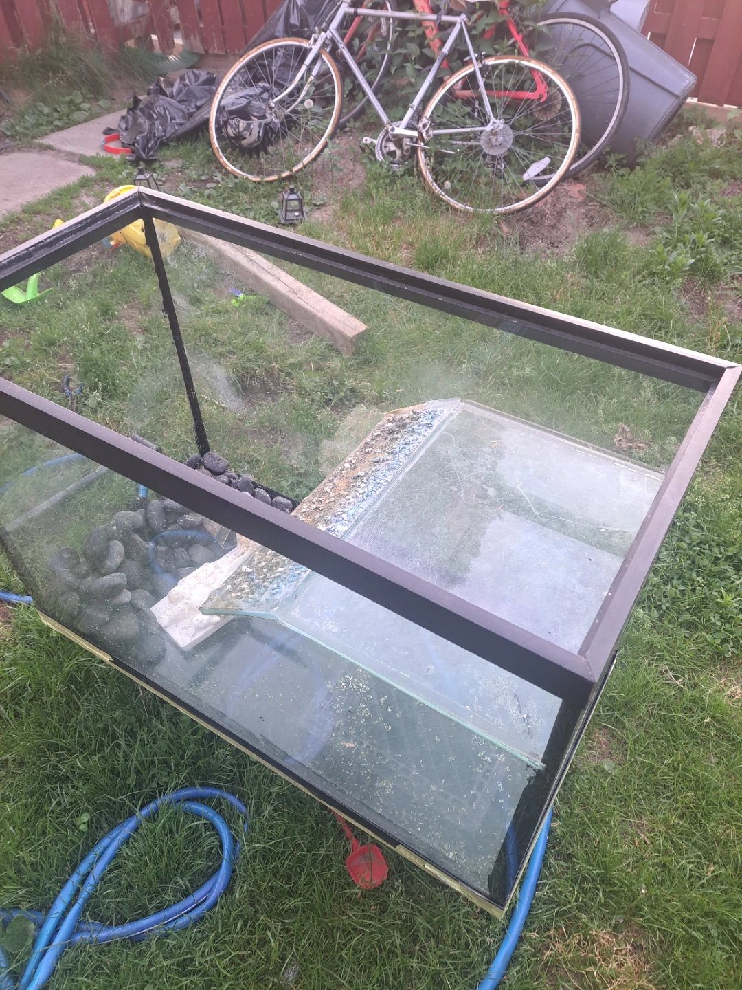 Glass Aquarium Tank - photo 2