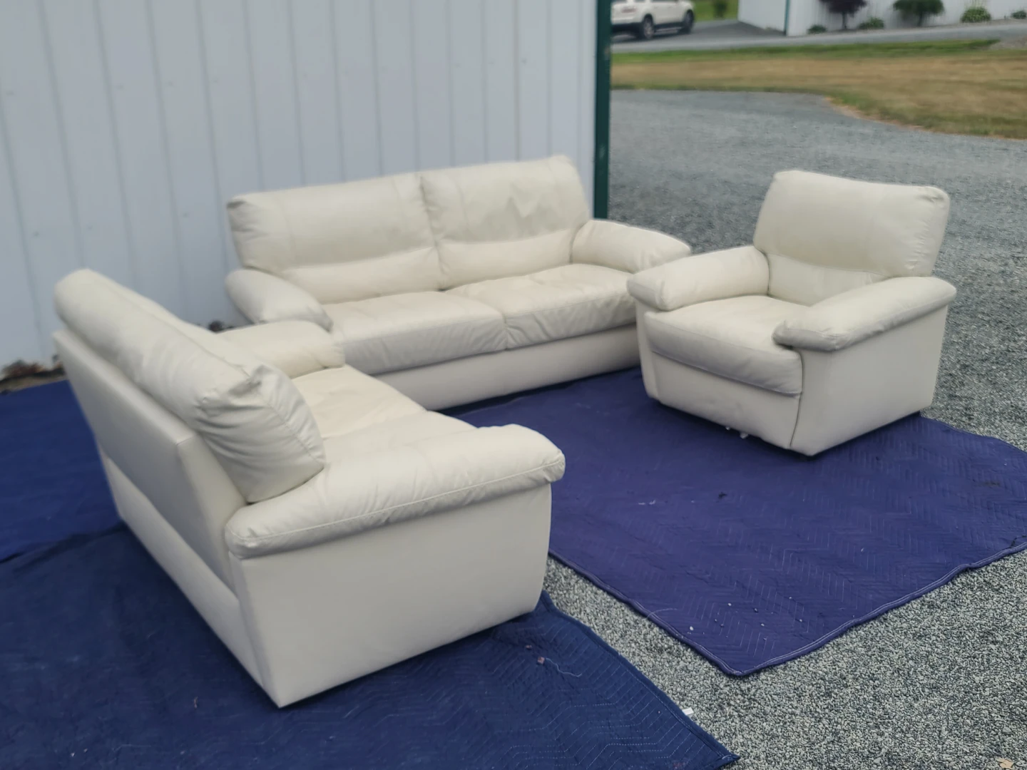 3-Piece White/Cream Leather Sofa, Loveseat, and Armchair Set