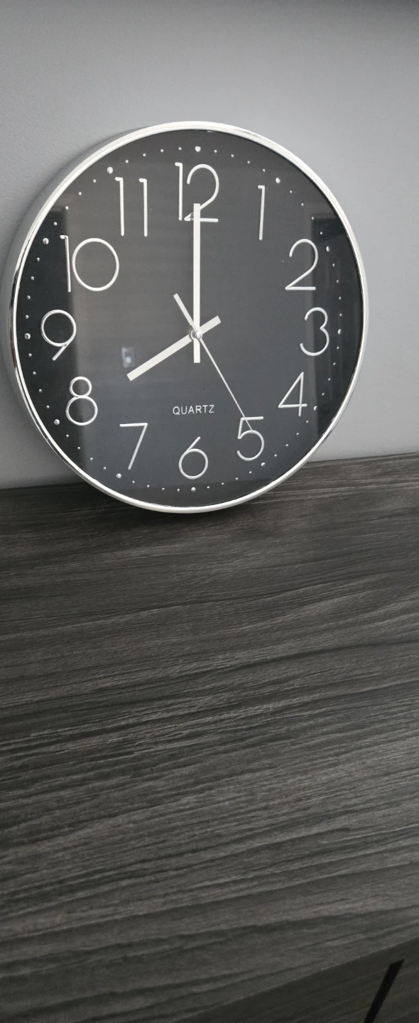 Wall clock