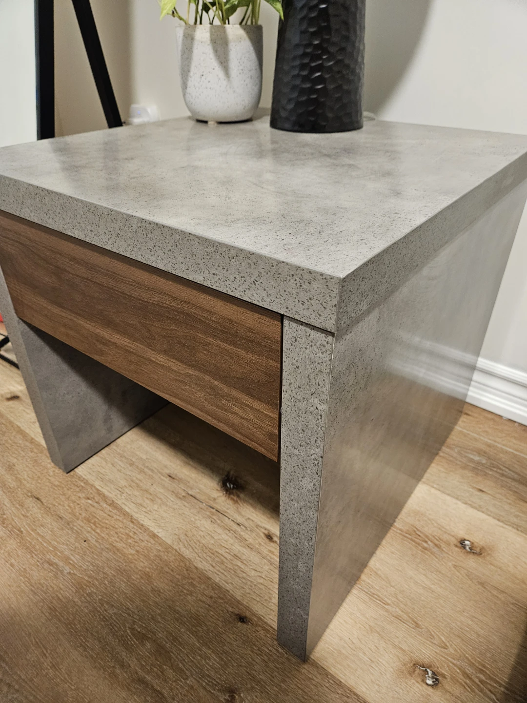 Structube Liam console and end tables - photo 5