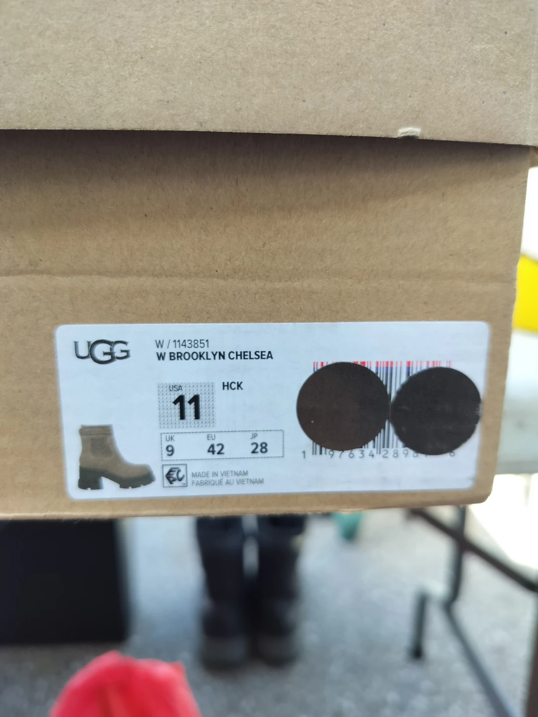 Brand NEW UGG W Brooklyn Chelsea Boots Size 11 - photo 3