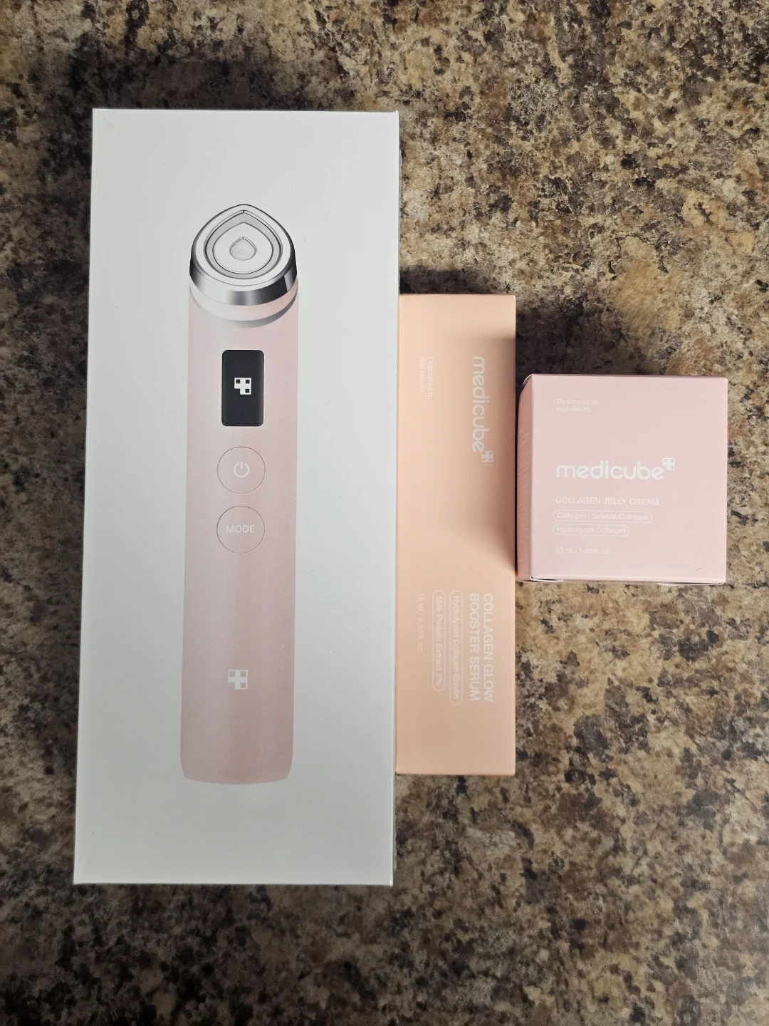 MEDICUBE Booster Pro Collagen Set (Pink)