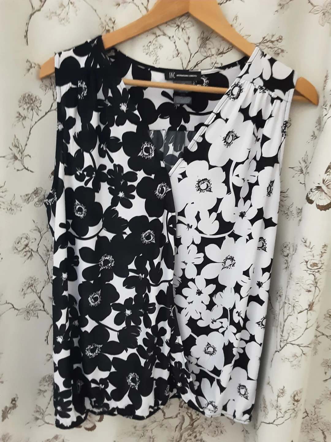 INC International Concepts Sleeveless Floral Top