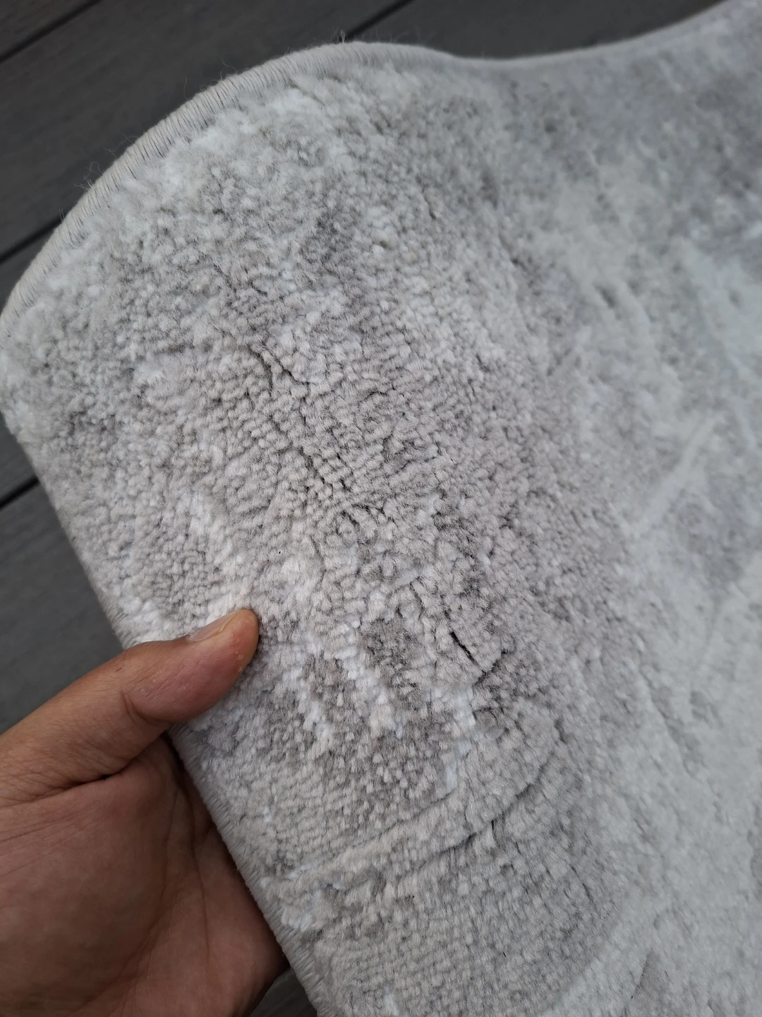Area Rug 5 ft. 3 in. x 7 ft. - photo 3