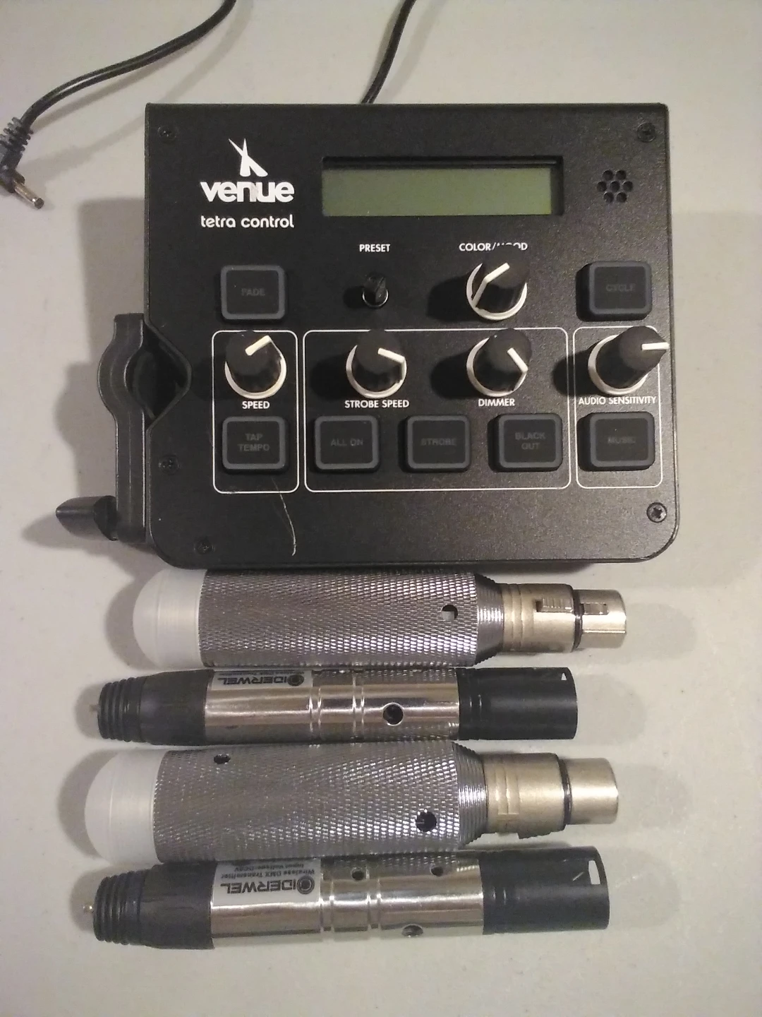 Venue Tetra DMX control with moving head lights and cables. - photo 2