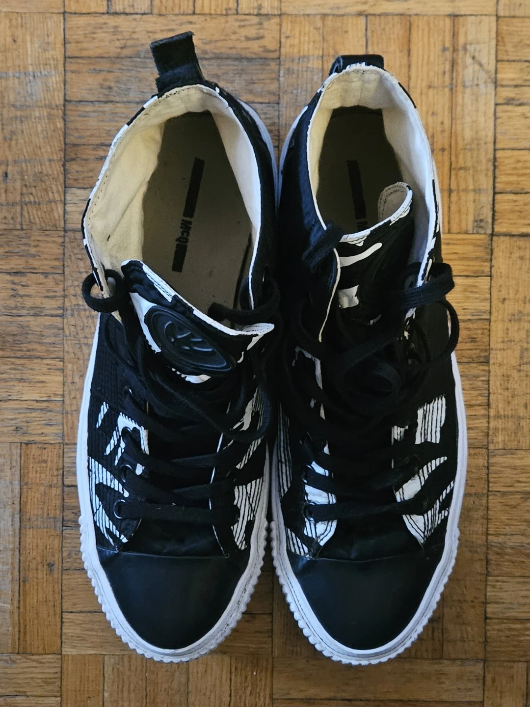 Authentic Alexander McQueen Men's Shoes - photo 3