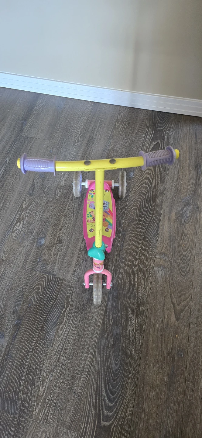 Paw Patrol 3-Wheel Scooter - photo 2