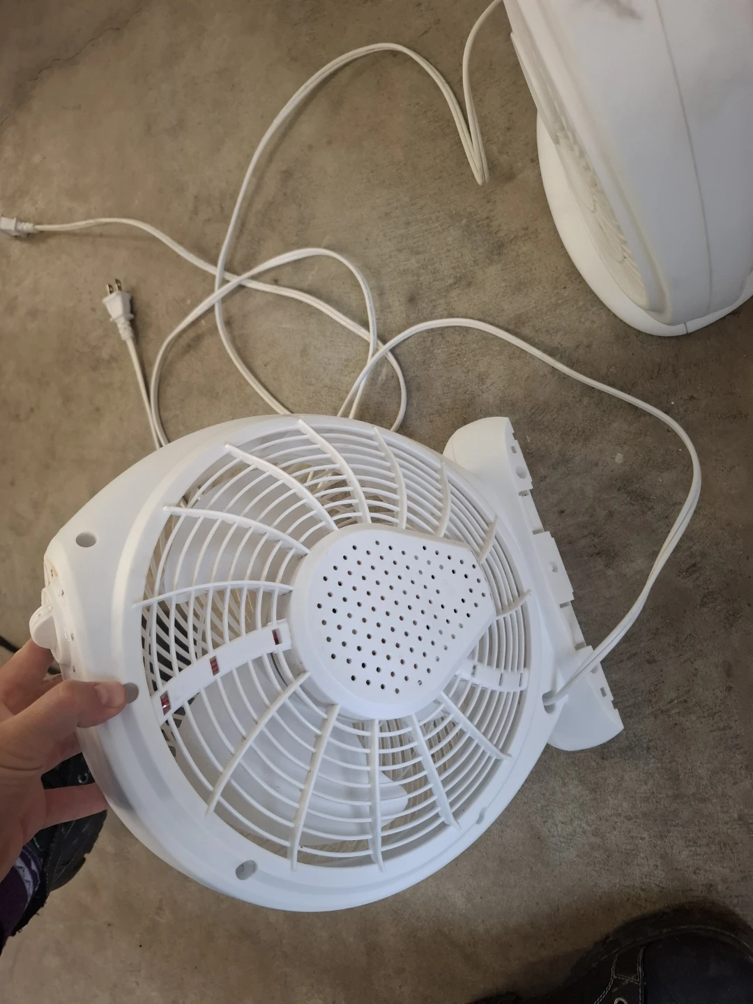 White Plastic Desk Fans (Set of 2) - photo 3