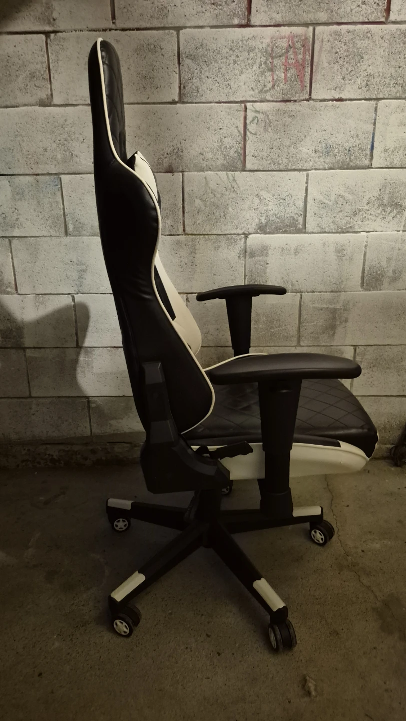 Gaming Chair Black and White - photo 2
