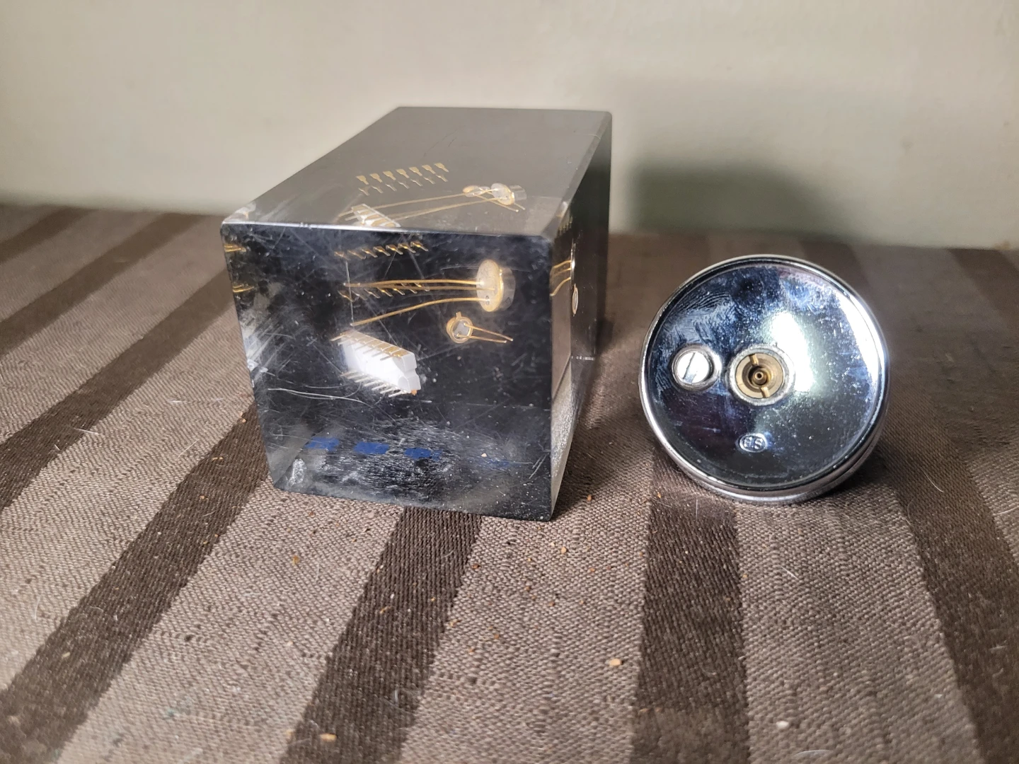 RARE Electronic Components Butane Table Lighter - photo 3