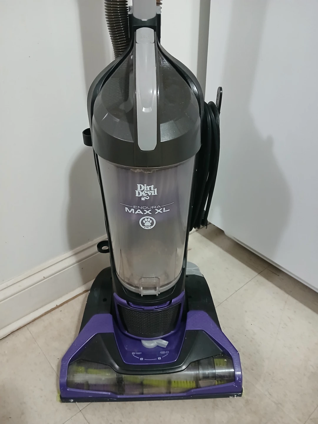 Dirt Devil Endura Max XL Upright Vacuum