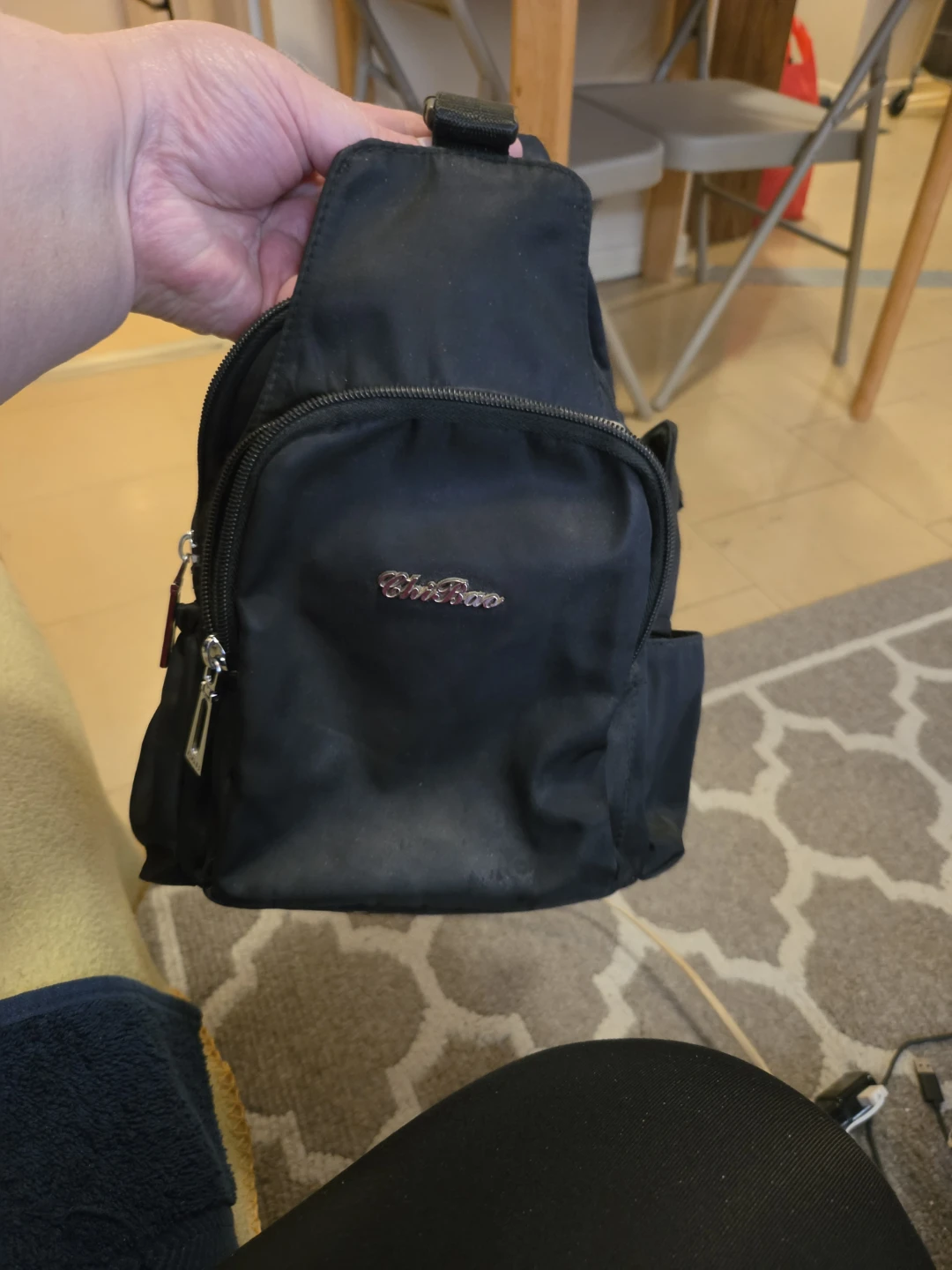 Black sling backpack - photo 2