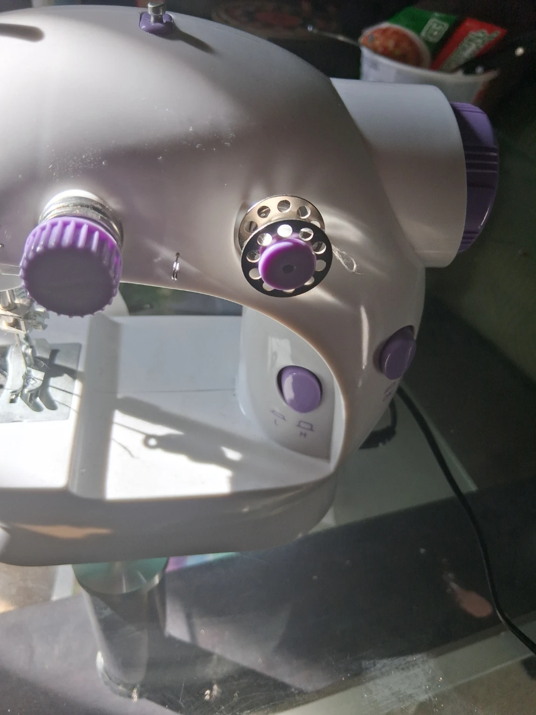 Portable Mini Sewing Machine - photo 2