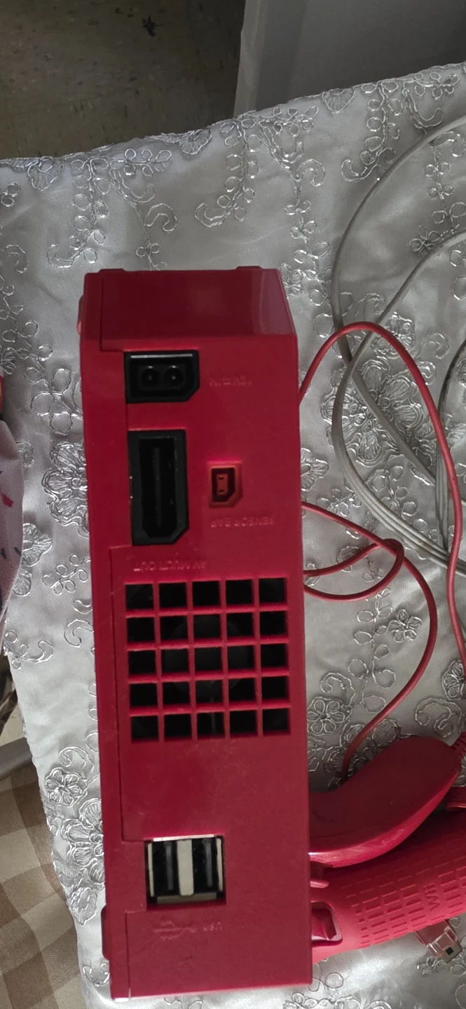 Red Nintendo Wii Console with Controllers y una tv de 40 pulgada - photo 3