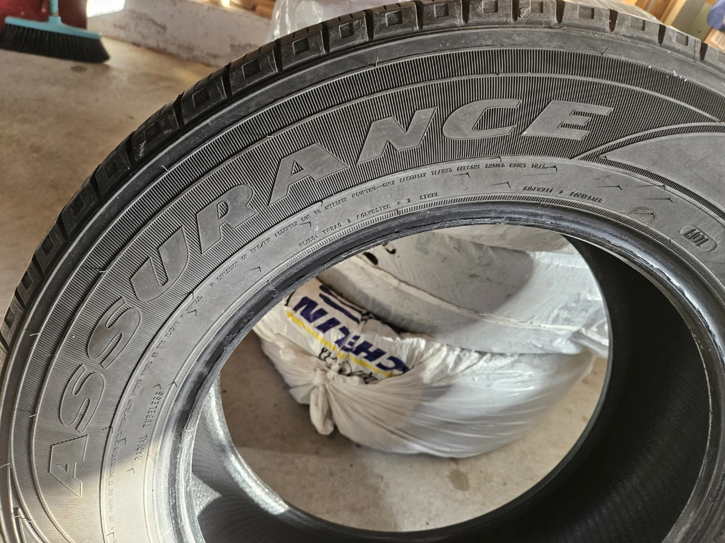Goodyear Assurance 225/65/17 all season tires