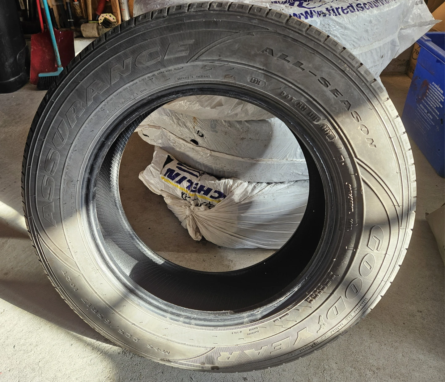 Goodyear Assurance 225/65/17 all season tires - photo 5
