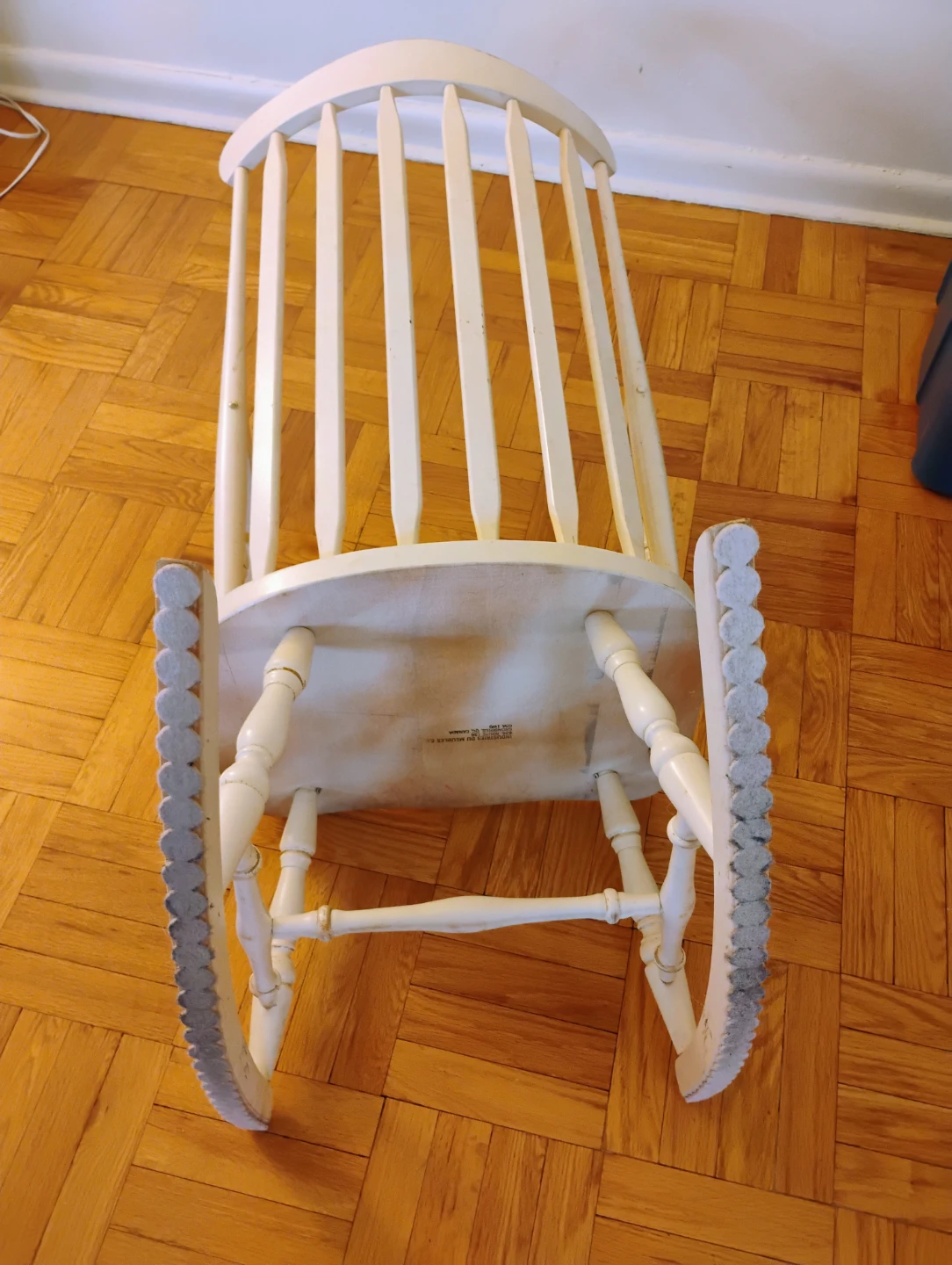 White Wooden Rocking Chair - photo 4