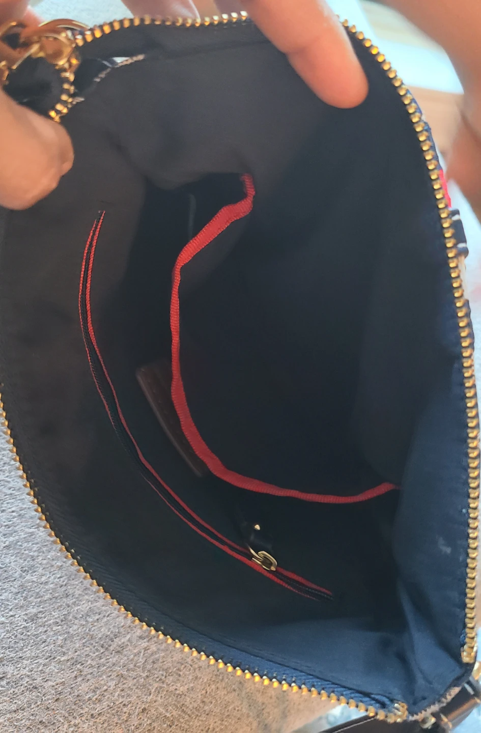 Tommy Hilfiger Jaden Plus Crossbody Bag - photo 4