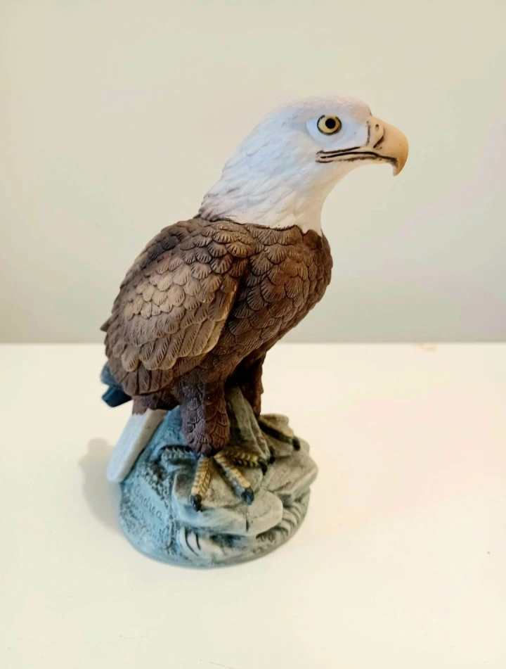 Vtg Andrea by Sadek Bald Eagle Porcelain Figurine - photo 2