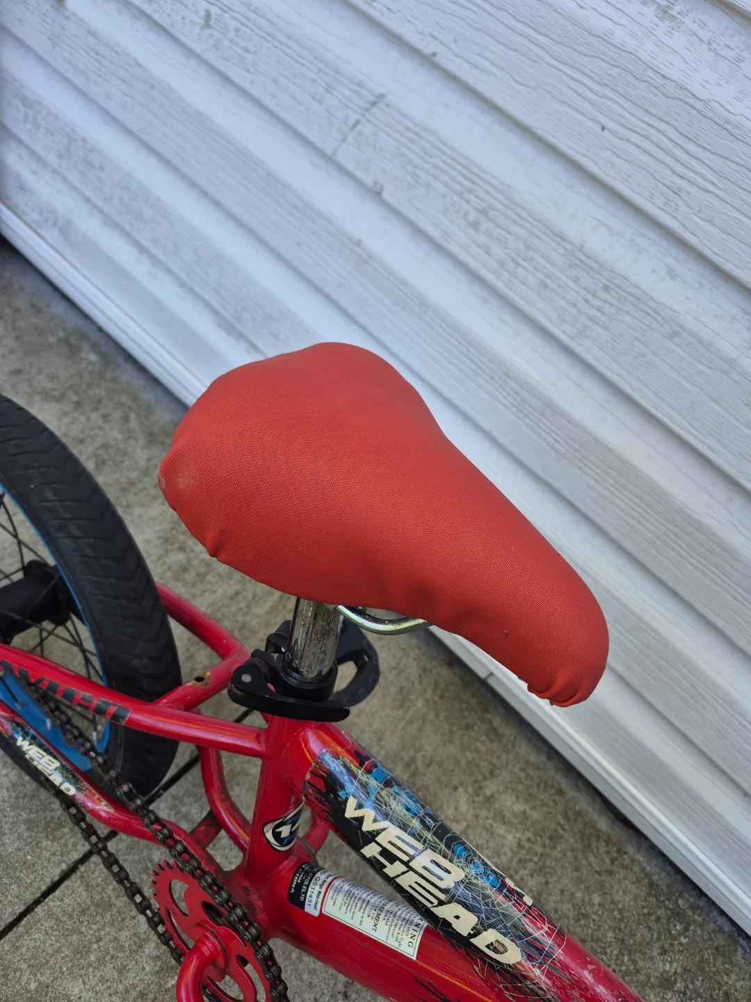 Red "Web Head" BMX Bike 4 to 6 years - photo 5