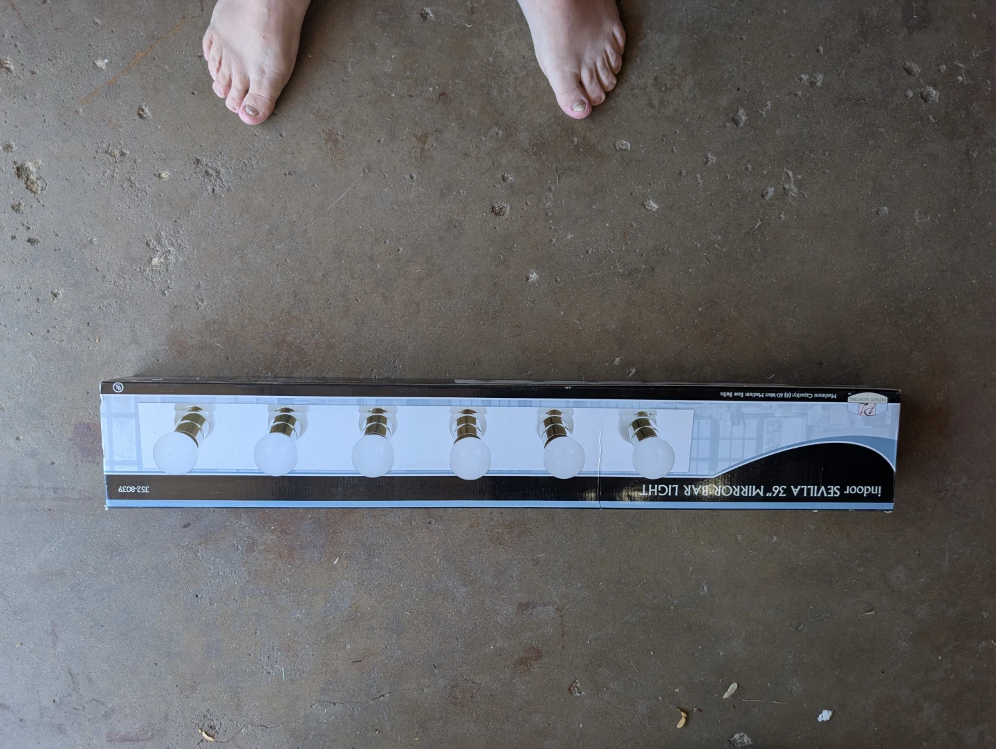 Sevilla 36" Indoor Mirror Bar Light