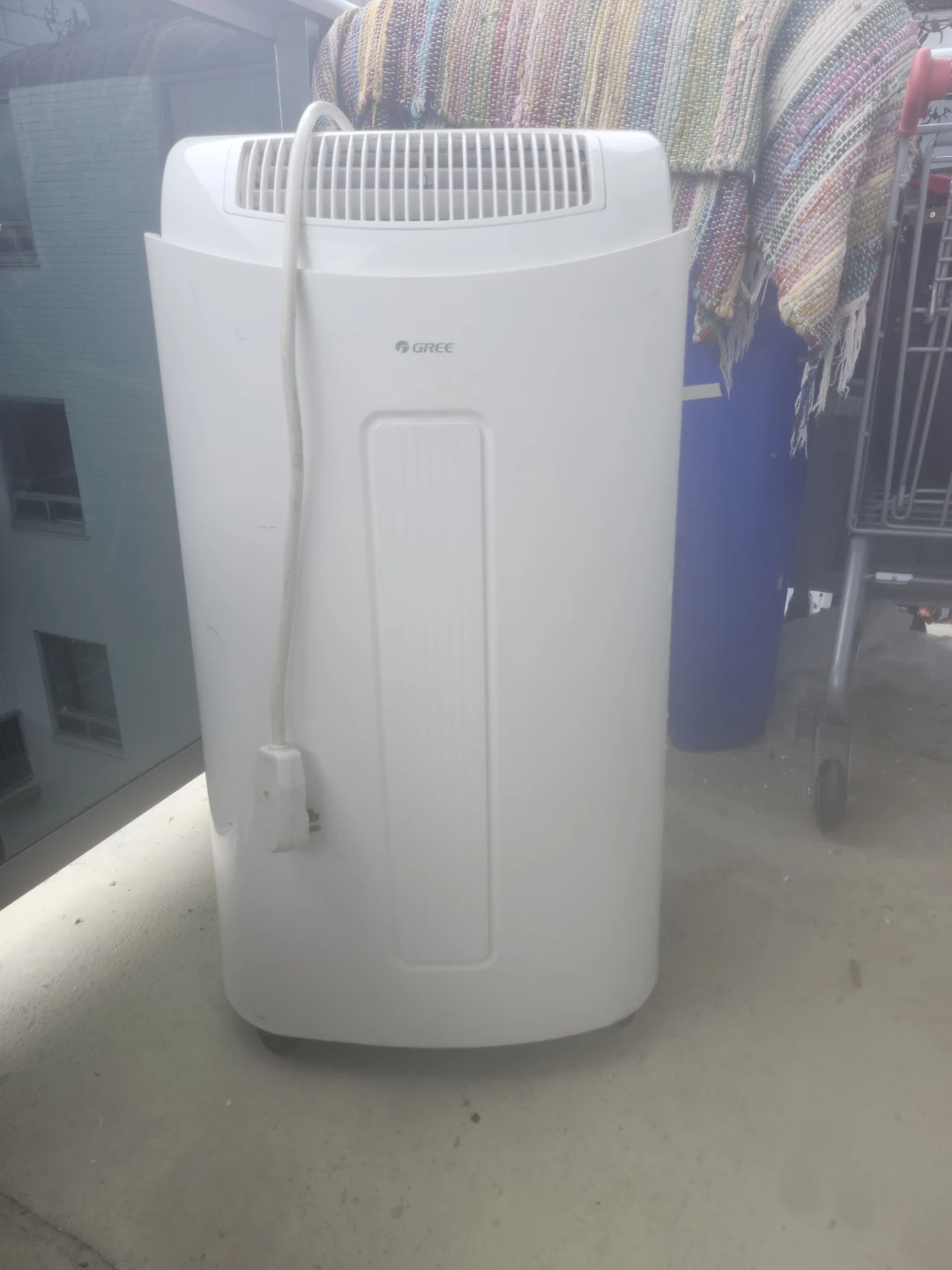 Gree 3-in-1 Portable Air Conditioner 12000 BTU - photo 2