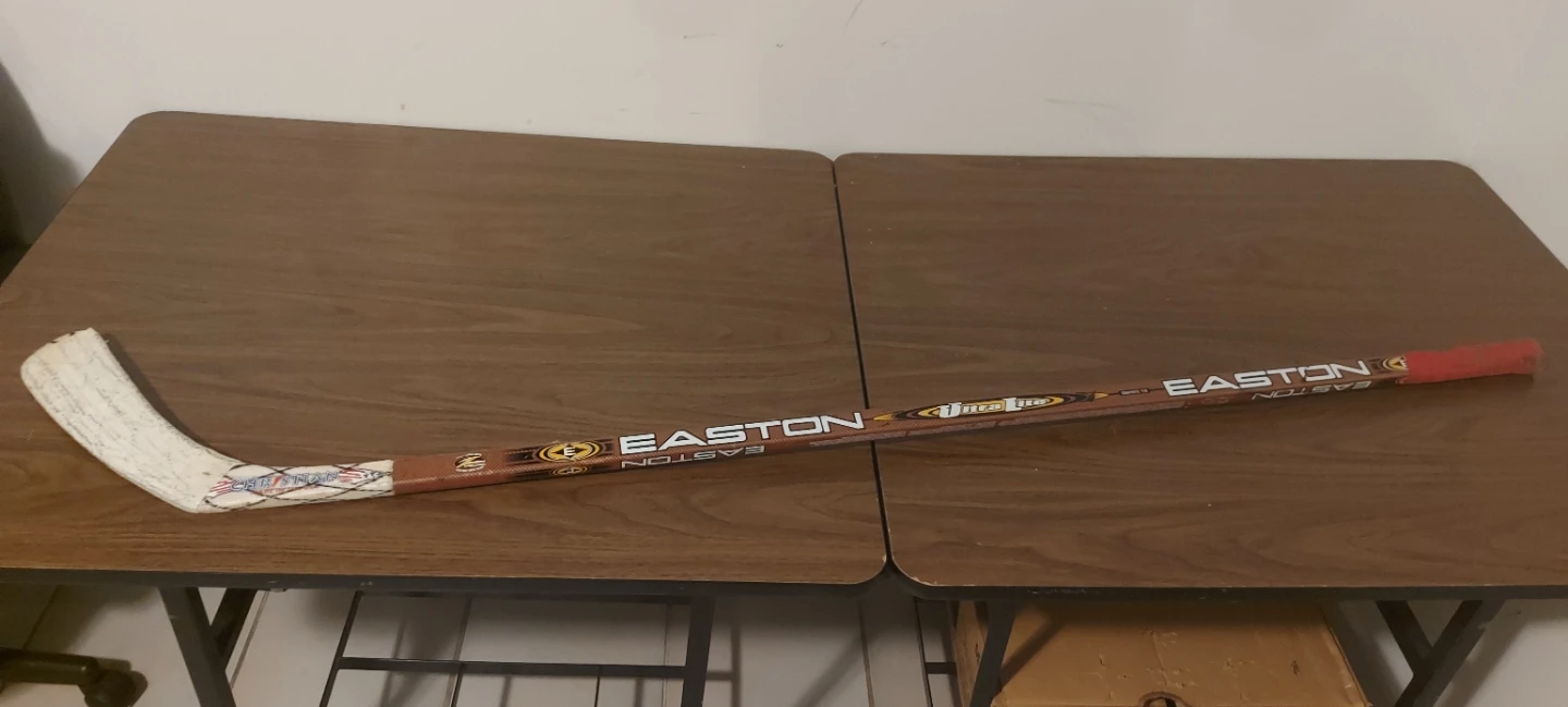 Easton Ultra Lite Hockey Stick