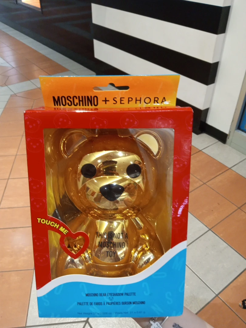 Moschino x Sephora Bear Eyeshadow Palette