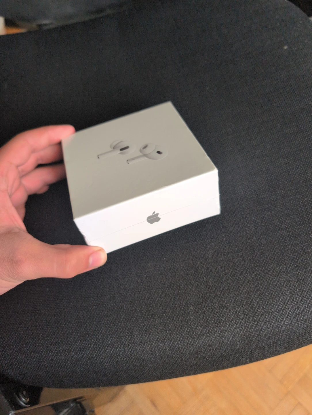 AirPods Pro (2nd Generation) MagSafe compatible (USB-C) - photo 3